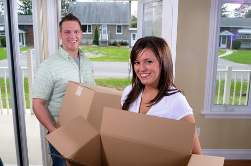 Man and van removal vehicle ready for a Windsor home move