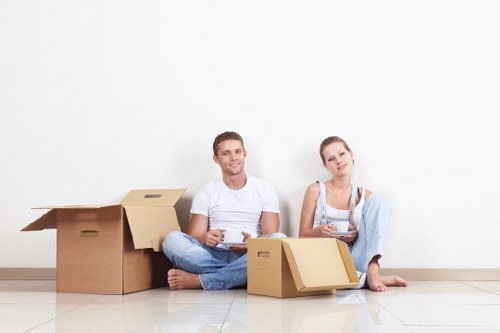 Local removal truck hire for residential moving in Windsor